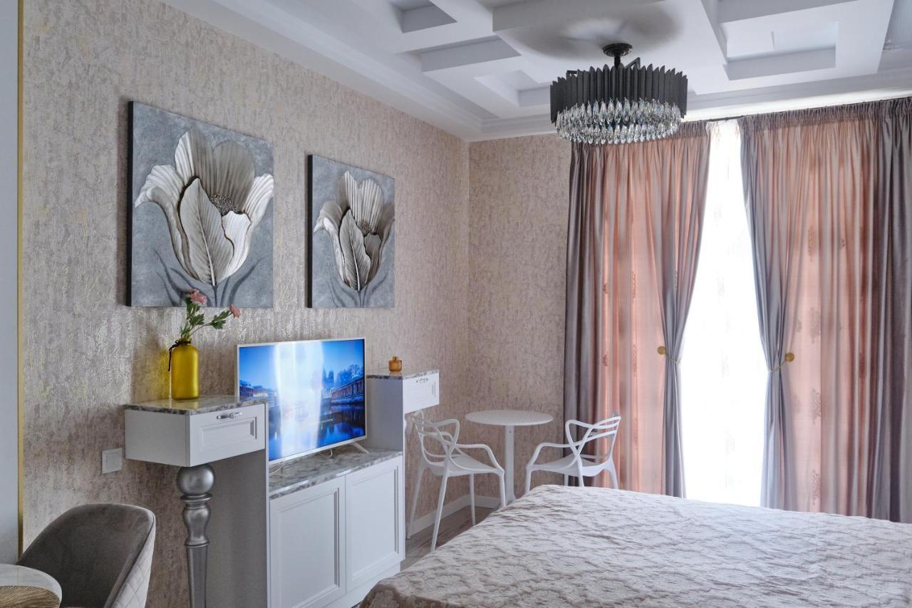 Luxury Apartments Sea View Julymia Οδησσός Εξωτερικό φωτογραφία